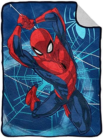 Marvel Spiderman Swing Flannel Sherpa Blanket - Размери 60 х 80 инча, детски легла - Устойчиви на избледняване Супер меки - (Официален продукт на Marvel)